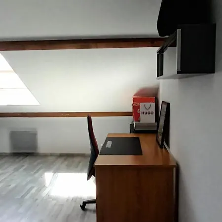 Circuit Des 24 Nocleg ze śniadaniem *